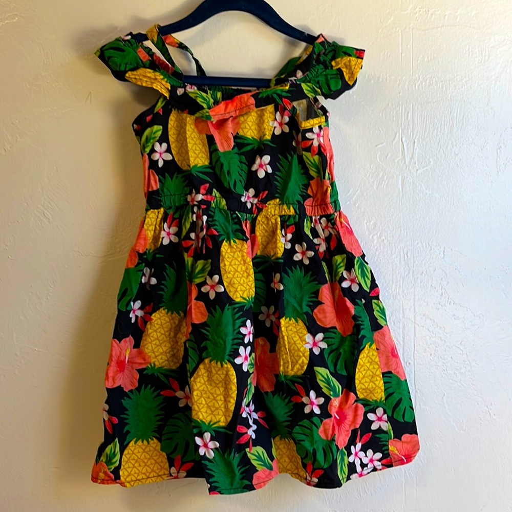 Girls dress size 4t